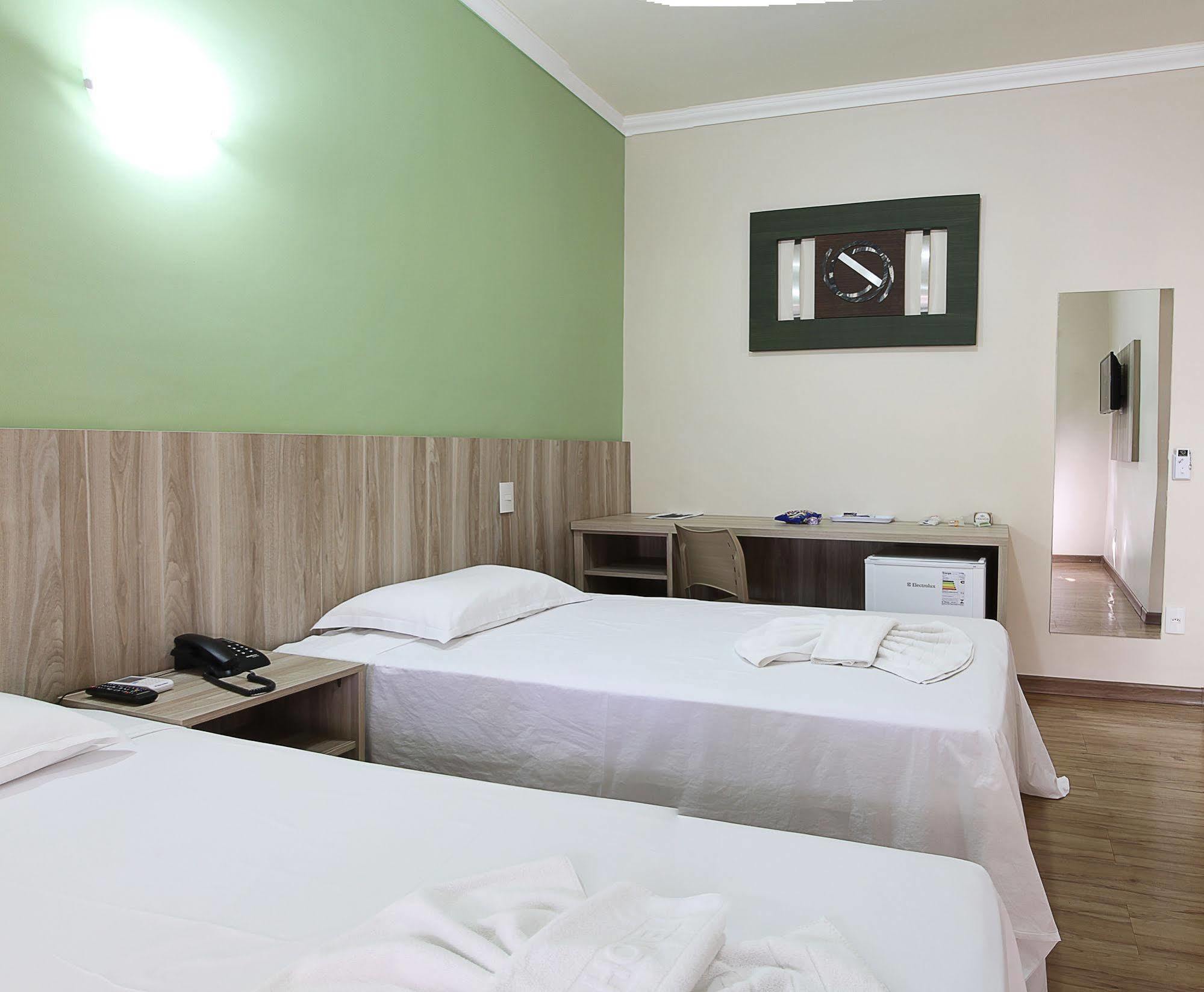 Hotel Jaguar Uberaba Esterno foto